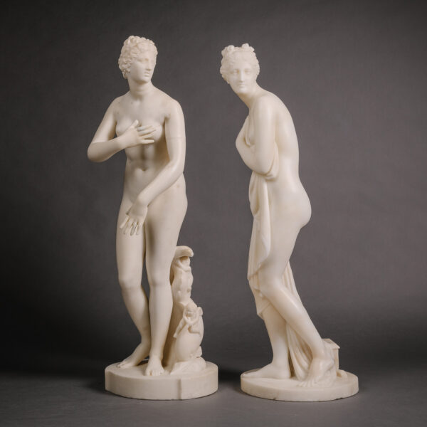Two White Statuary Marble Figures of the ‘Venus de Medici’ and the ‘Venus Italica’